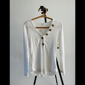 NWT Francesca collection long sleeve.